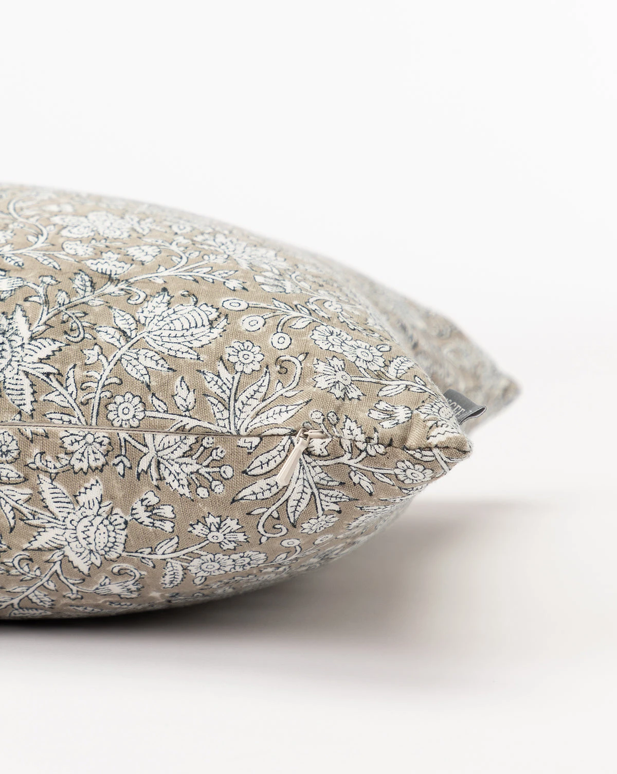 Mira Pillow Cover 5 Mira Pillow Cover - Image 5