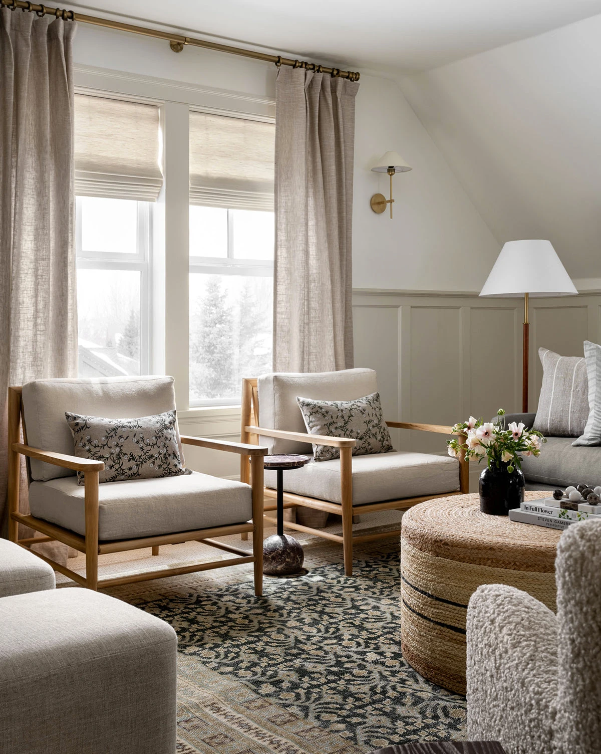 Gia Pillow Cover 3 Gia Pillow Cover - Image 3