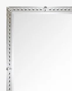 Truman Mirror -Bloomingville Shop TrumanMirror MMIR0059 SLV OS D1