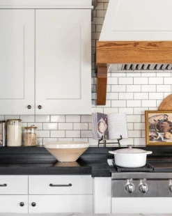 Studio Display Easel 7 Studio Display Easel -Bloomingville Shop catalogue2020 88 64f6192c 923c 4f51 a443 d559b4c29eb3