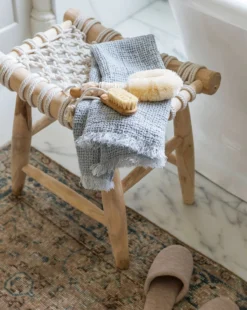 Bath Brushes 9 Bath Brushes -Bloomingville Shop styled image115 914505c1 0eba 4021 96dd 8d0642a75763