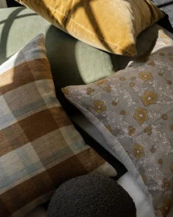 Aven Round Pillows (Set Of 2) -Bloomingville Shop winter templated 53 8674afb1 8e43 407f 8f97 56fdb5348042